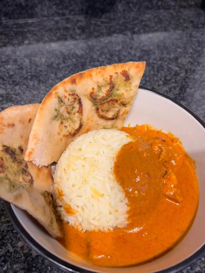 Butter Chicken with Naan